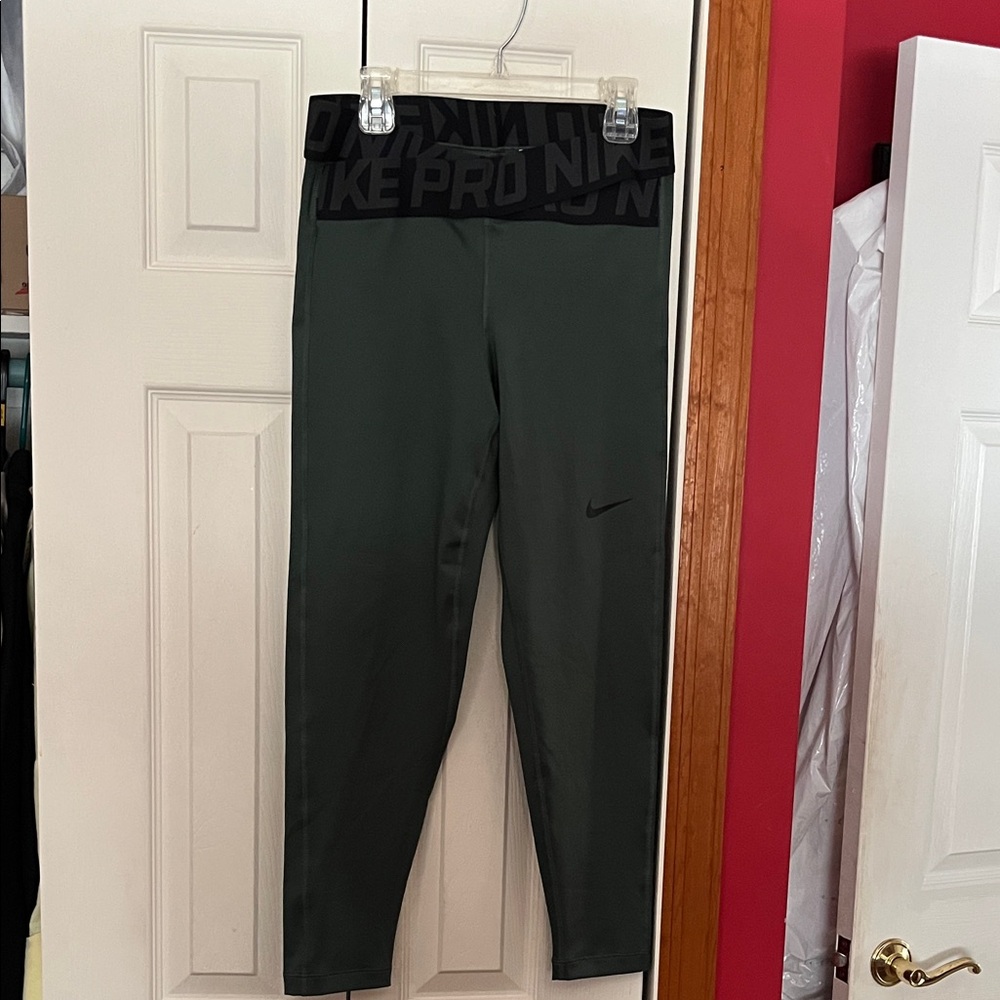 Nike Pro Dark Green and Black Leggings